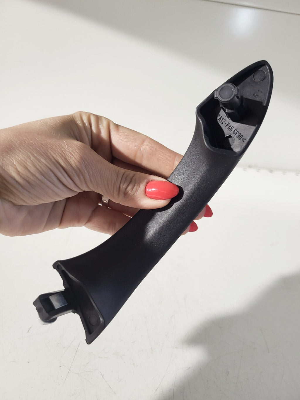 BMW X5 E53 door handle bracket right 51218243618