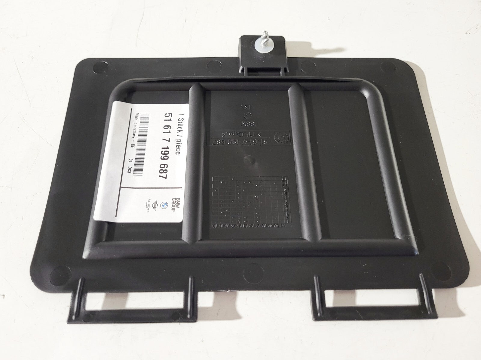 BMW E46 Cover 51617199687