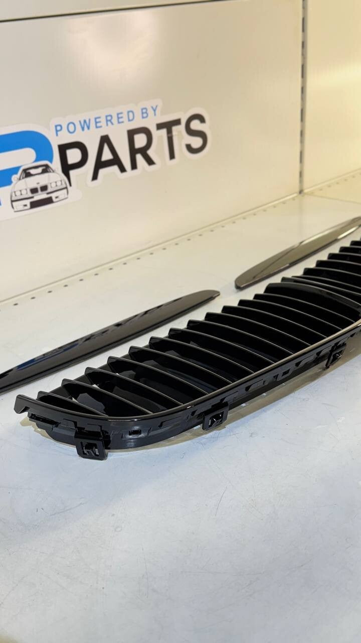BMW E90 Kidney Set High-Gloss Black NSK90H 51137120009 51137120010