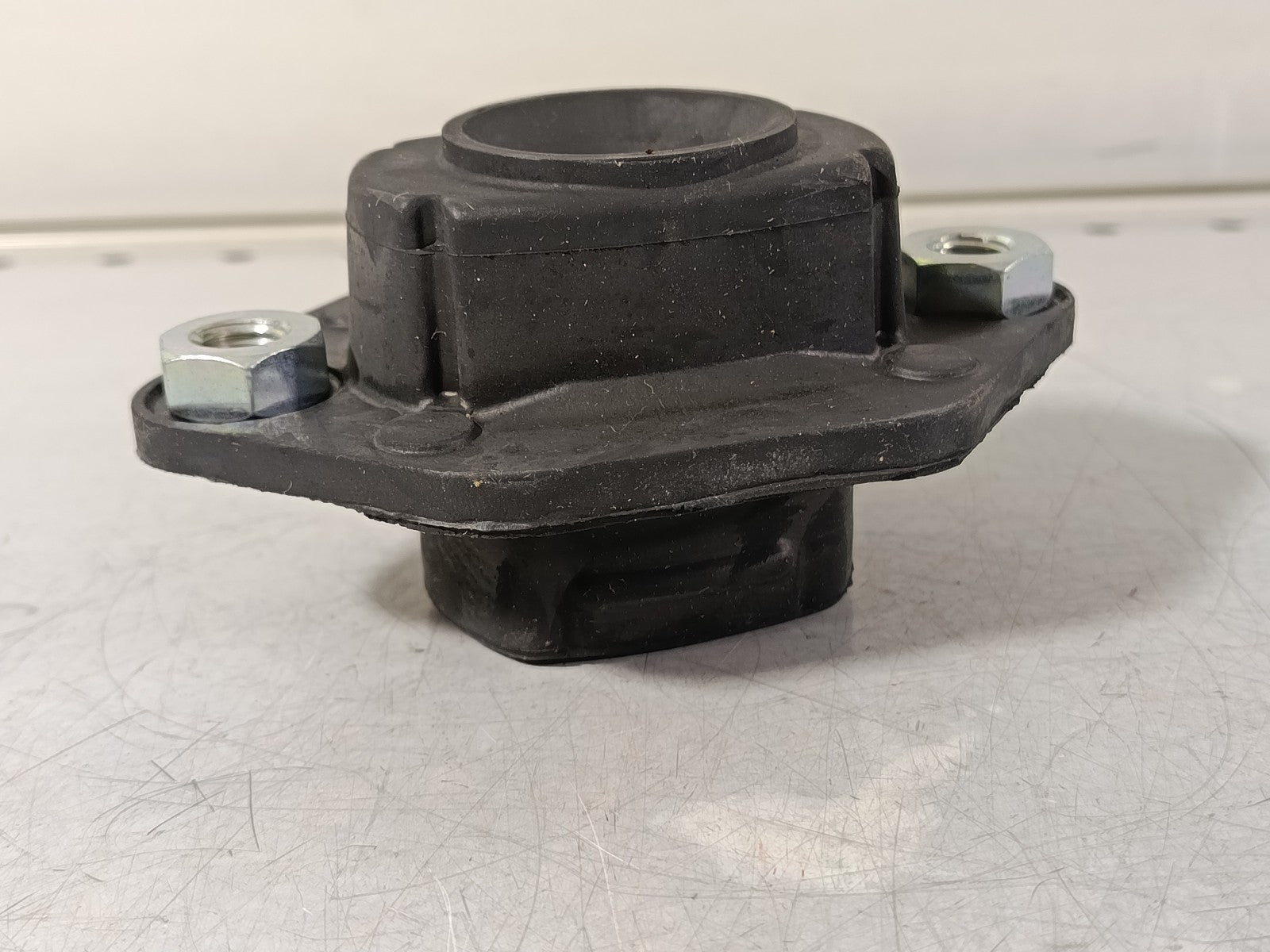 BMW e92 325i Rubber mount, shock absorber 33526772811 LEMFÖRDER 35398 01