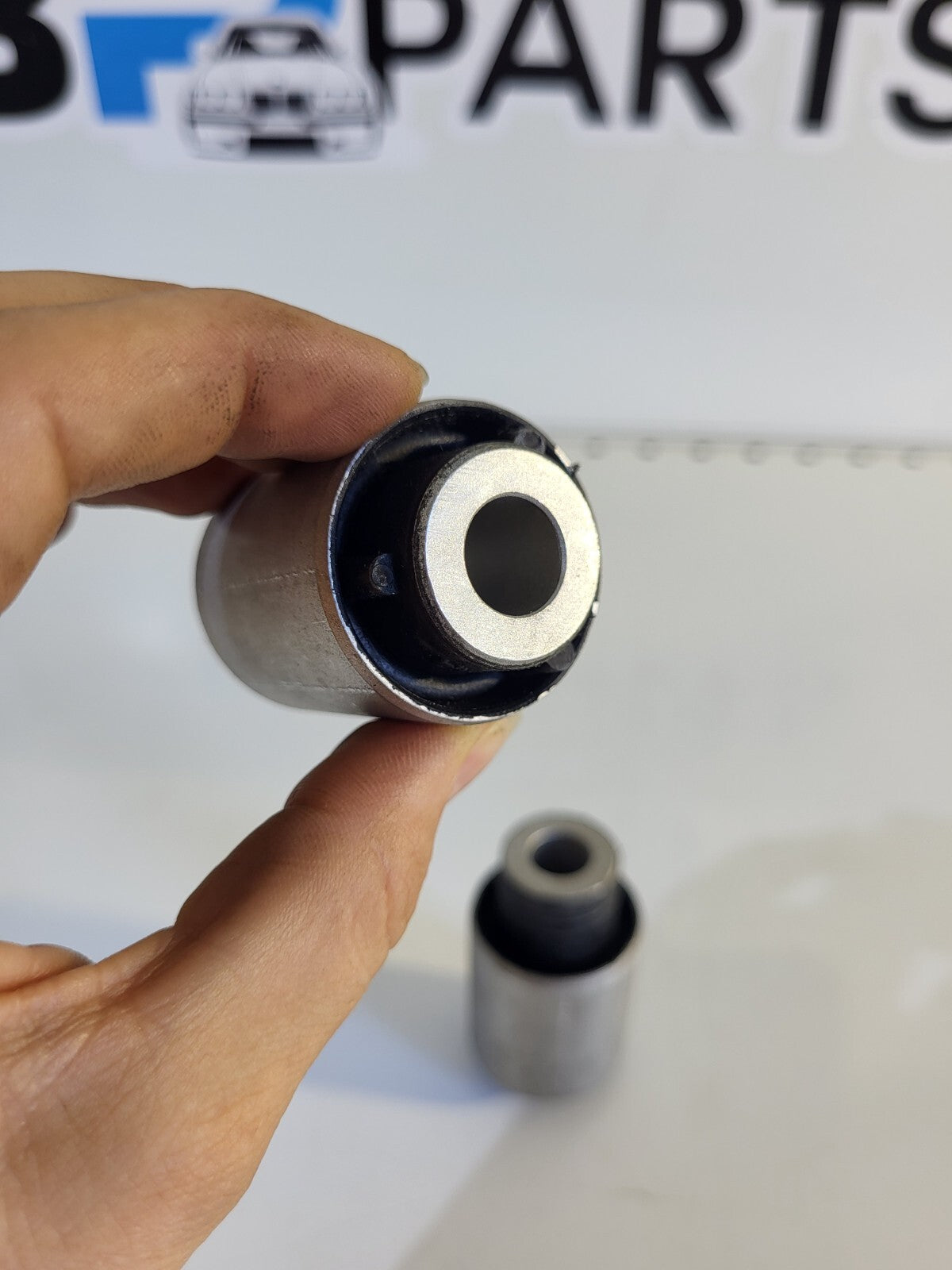 BMW Rubber Mounting 33321092247 1pc