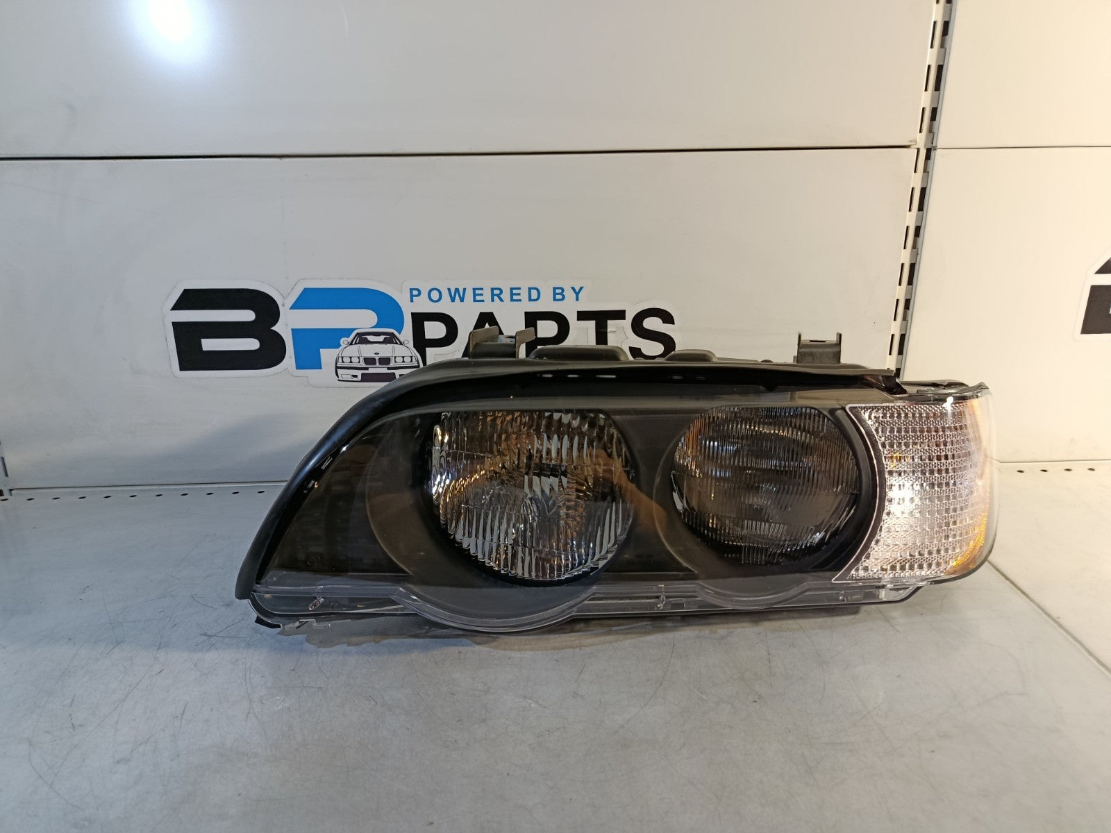 BMW X5 E53 L/R Headlight, White Turn Indicator (TYC) 63126930211 63126930212