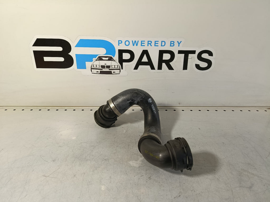 BMW e92 325i Hose from radiator bottom - thermostat 17127564478 FEBI BILSTEIN