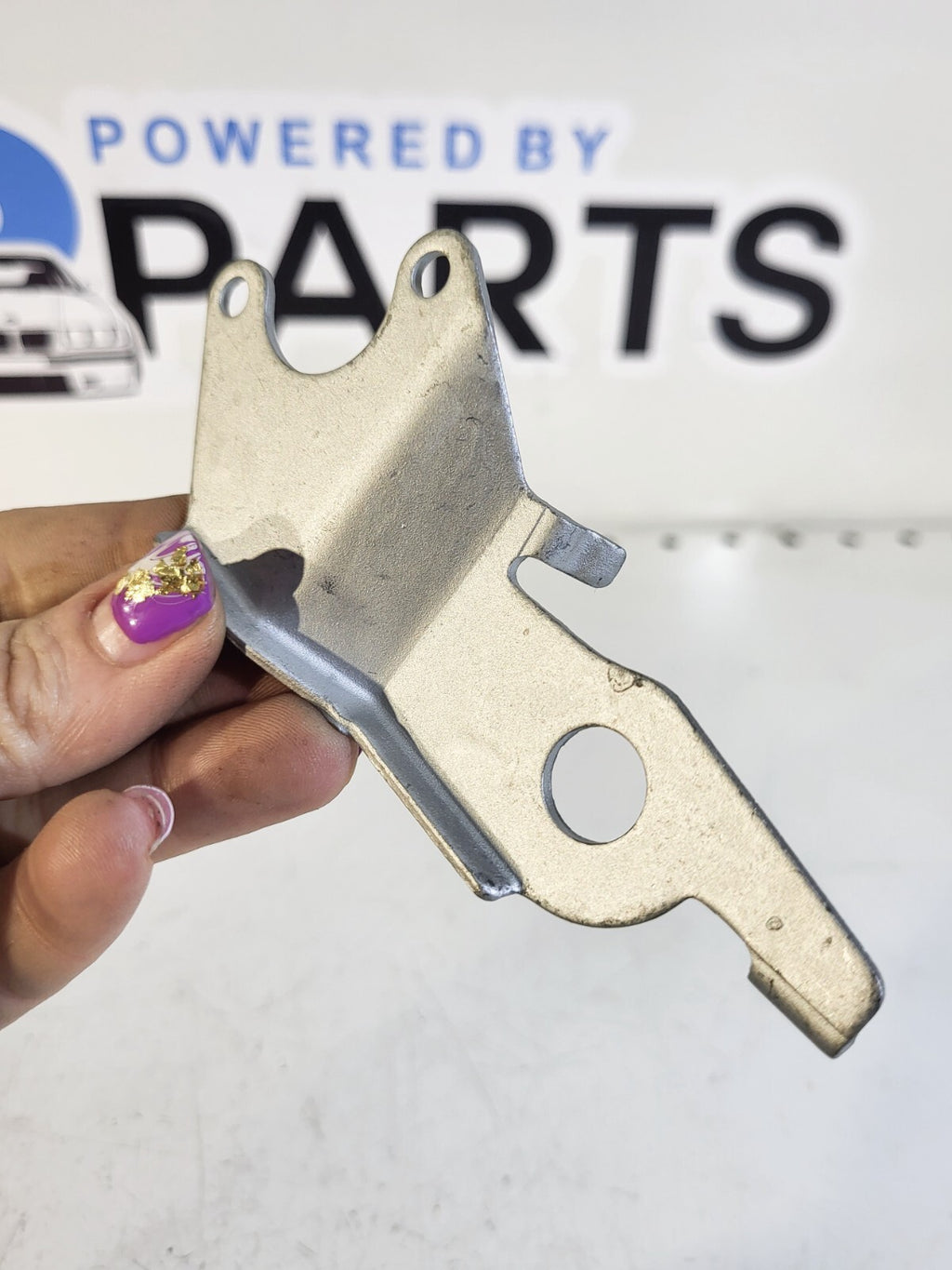 BMW E39 Right ride height sensor bracket 31121093702