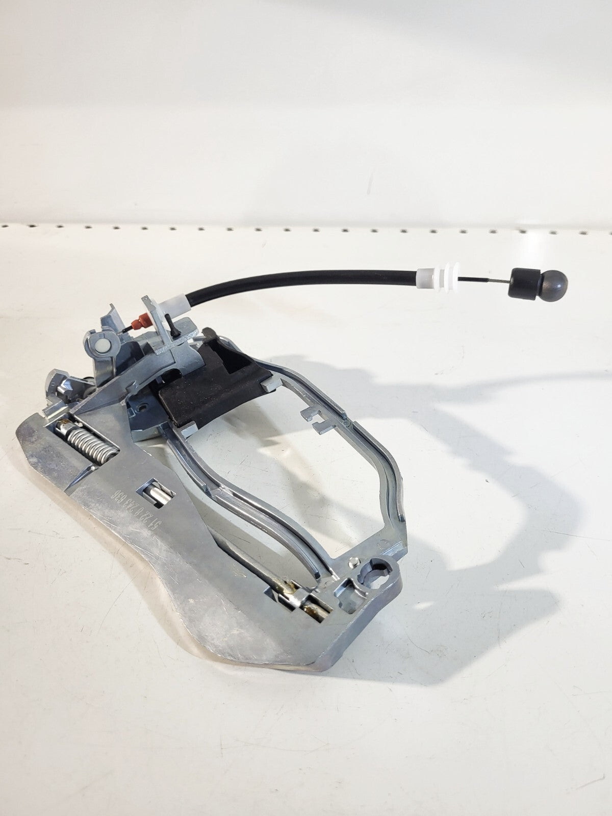 BMW E53 Carrier, outside door handle, rear right 51228243636