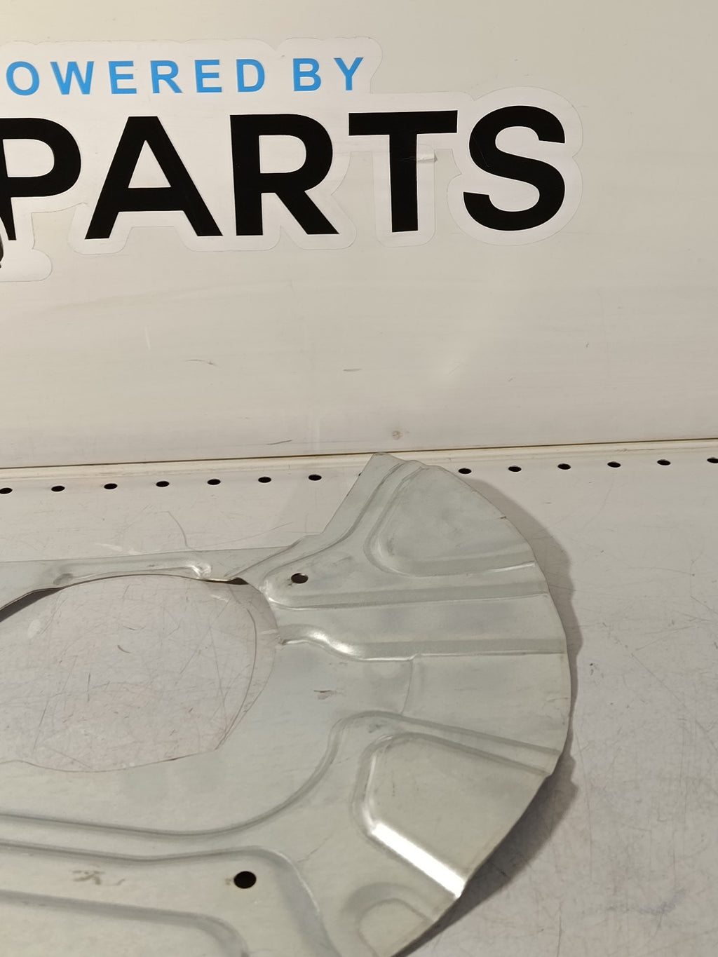BMW X3 E83 3.0d brake Protection plate right 34113411872 KLOKKERHOLM 0093378