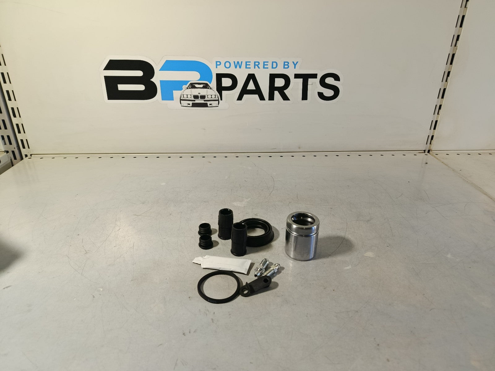 BMW e92 repair kit for Caliper housing 34216768698 34216768697 ERT 402290