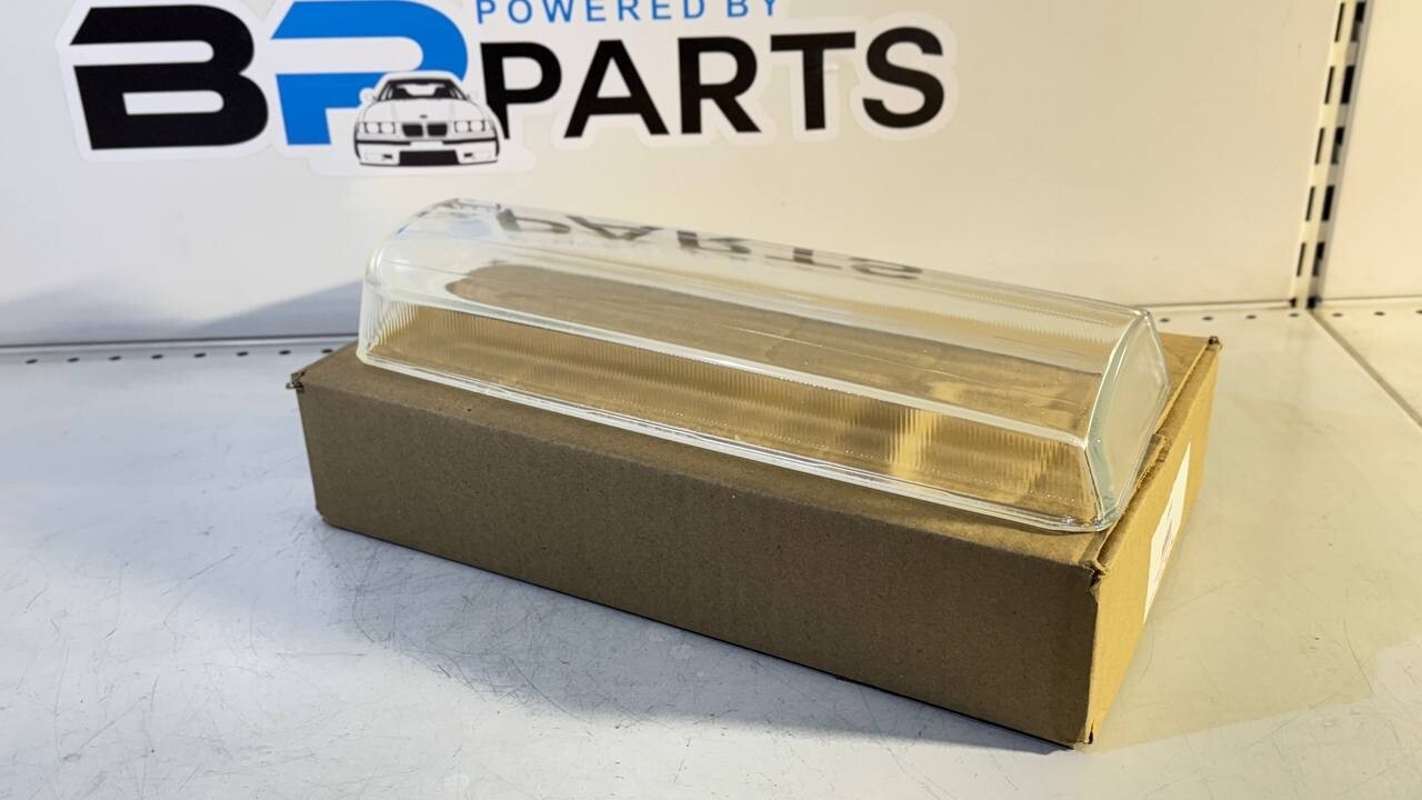 BMW E38 Right Cover Glass SBM1139R 63128361280