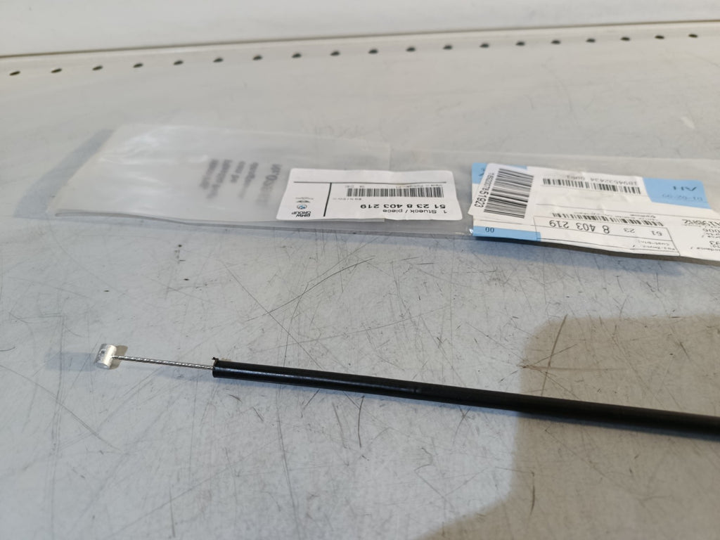 BMW X5 E53 Centre Cable For Hood 51238403219
