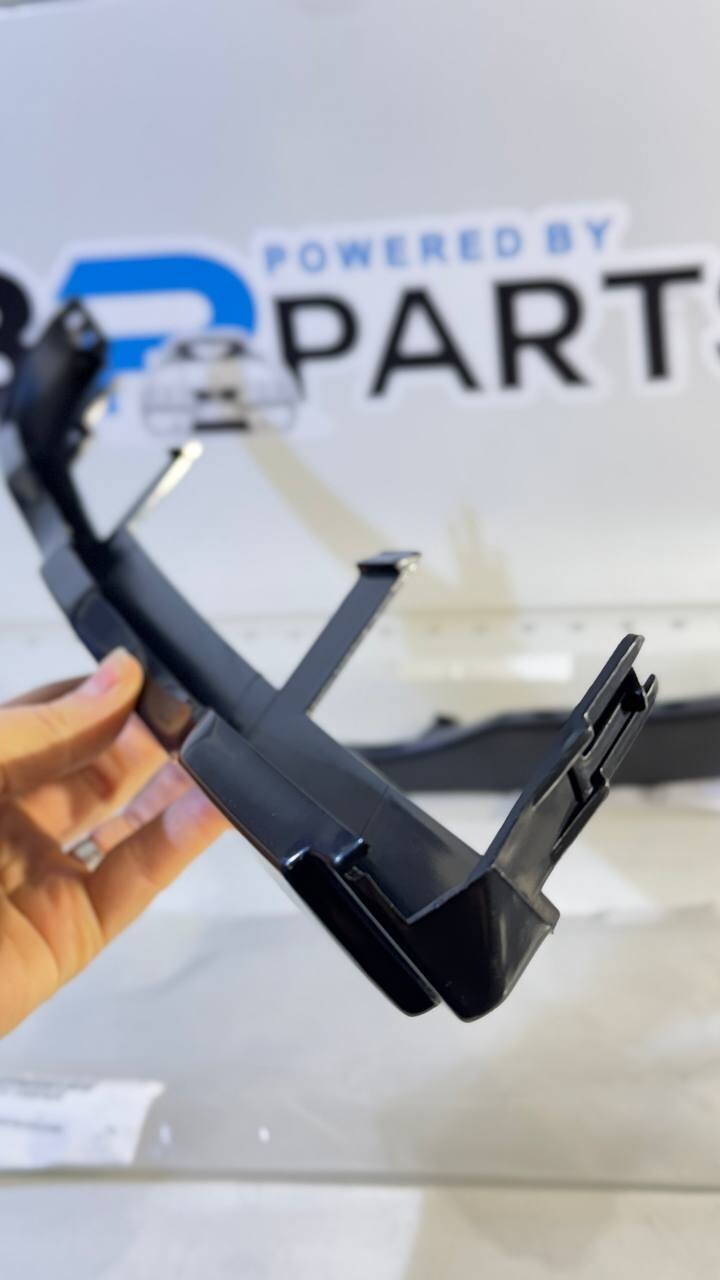 BMW E46 Pre-Facelift Headlight Trim Set Left+Right 51138208486 51138208485