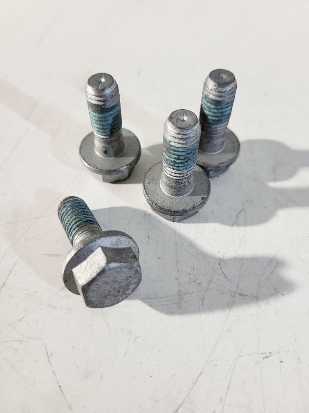 BMW E81 E87 E36 E46 E90 E34 Collar screw, micro-encapsulated 1psc 34203414763