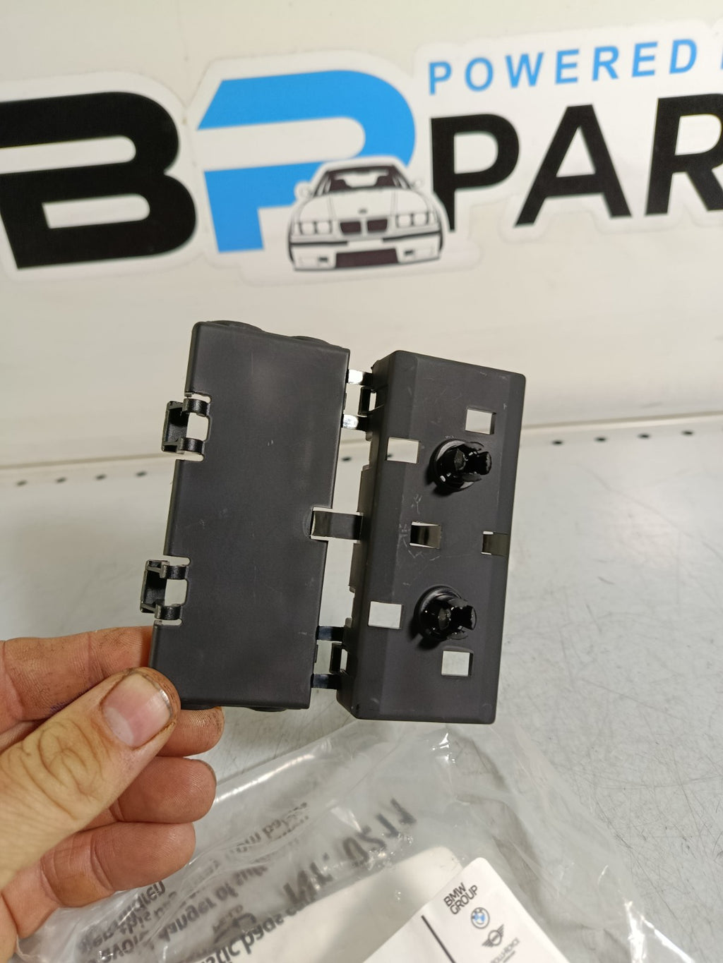 BMW E81 Plug In Connection Bracket 61138372280