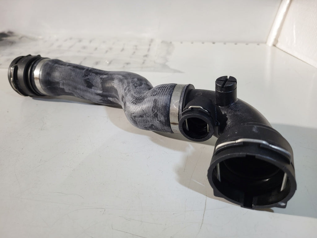BMW E46 Water hose 17127510952