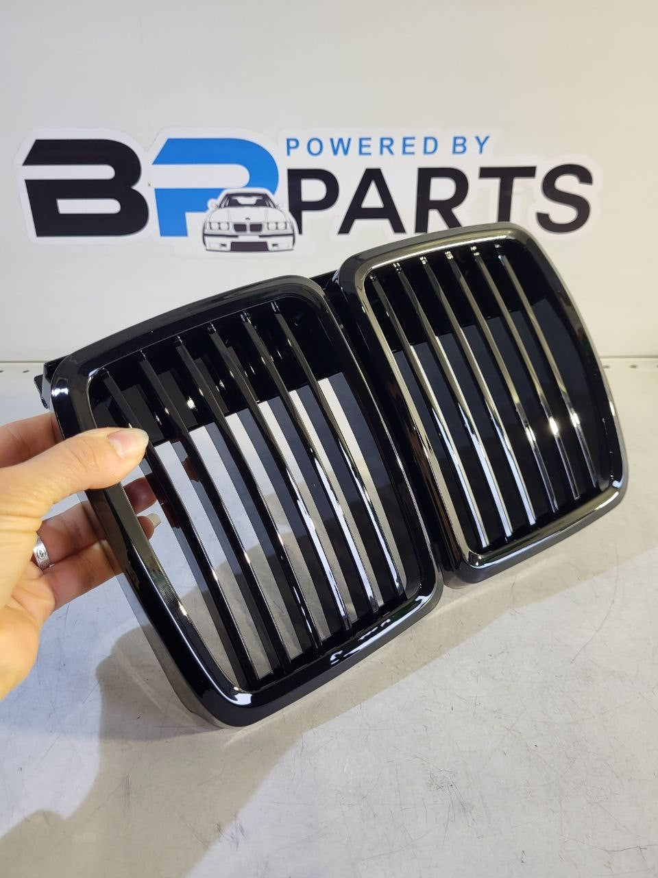 BMW E30 Kidney Set High-Gloss Black NS30KH 51131884350