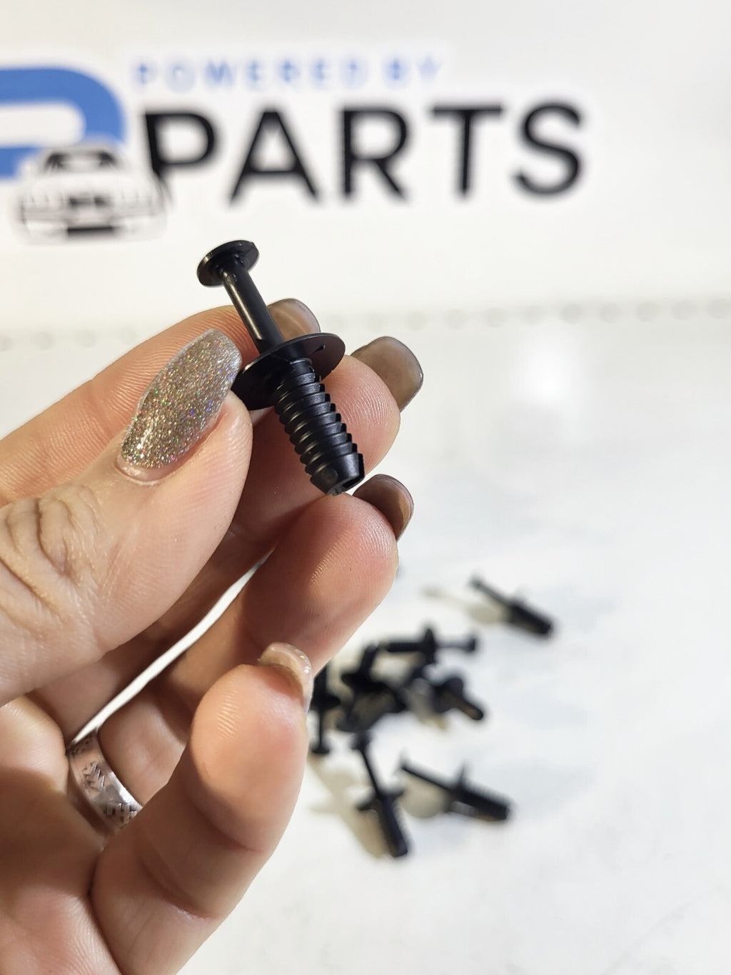 BMW Expanding rivet D = 6MM 1psc 51111908077