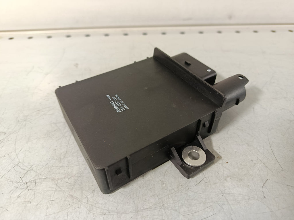 BMW Preheating control unit 12217801201 ASTEMO-HITACHI 2502197