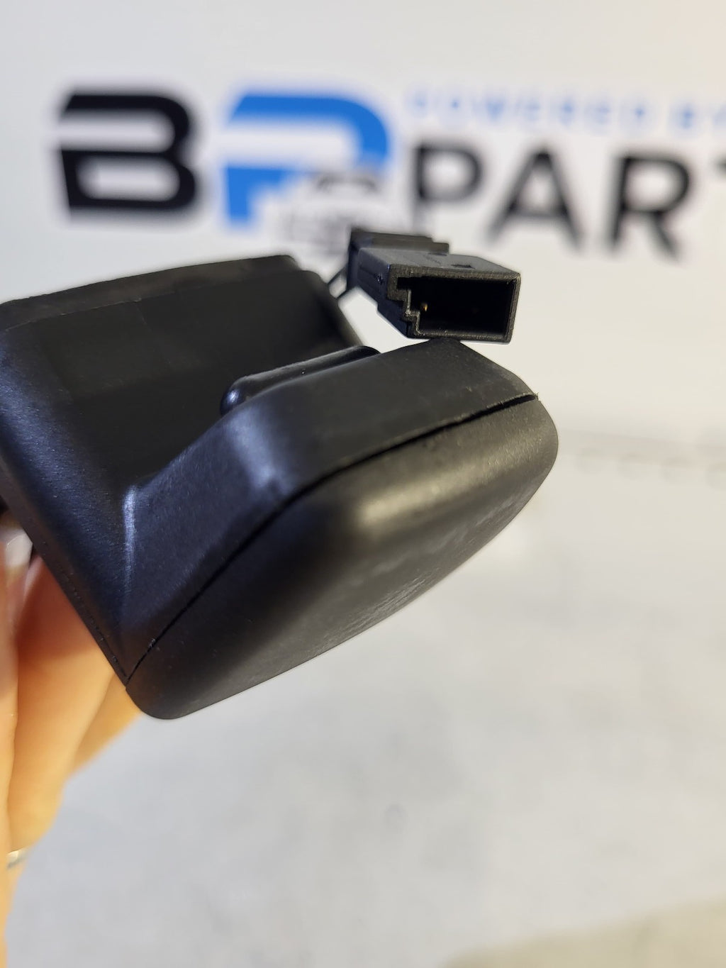 Rear window key button with micro switch E46 E91 E61 61319200673