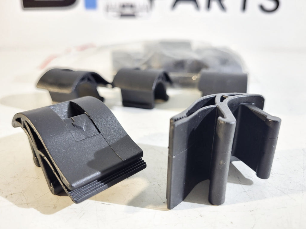 BMW E34 E32 radiator bracket upper 17111712660 1psc