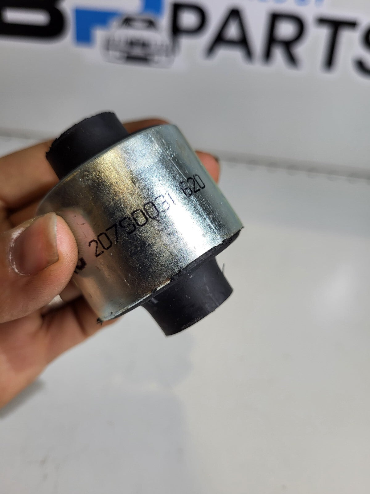 BMW E36, E46, X3 E83, Z1, Z4 E85, Z4 E86, Z4 E89 Rubber Mounting 33321136311 1PC