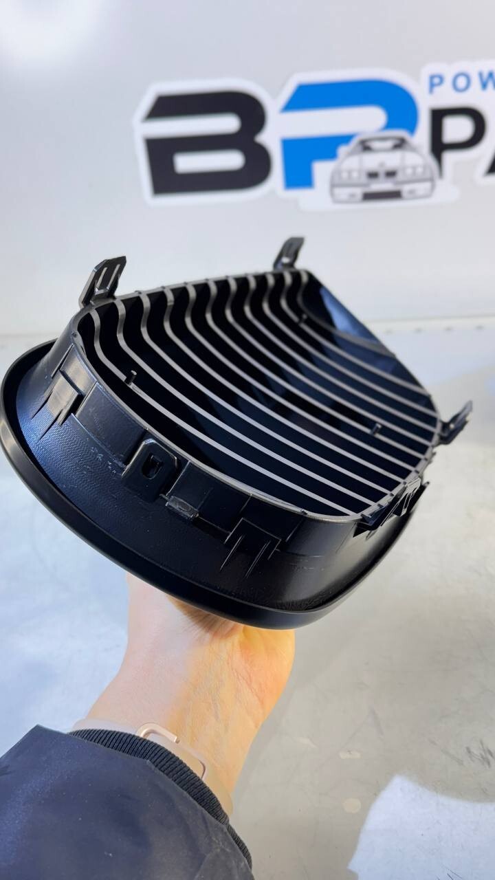 BMW E81 Kidney Set Complete Matte Black NS8187 51137127227 51137127228