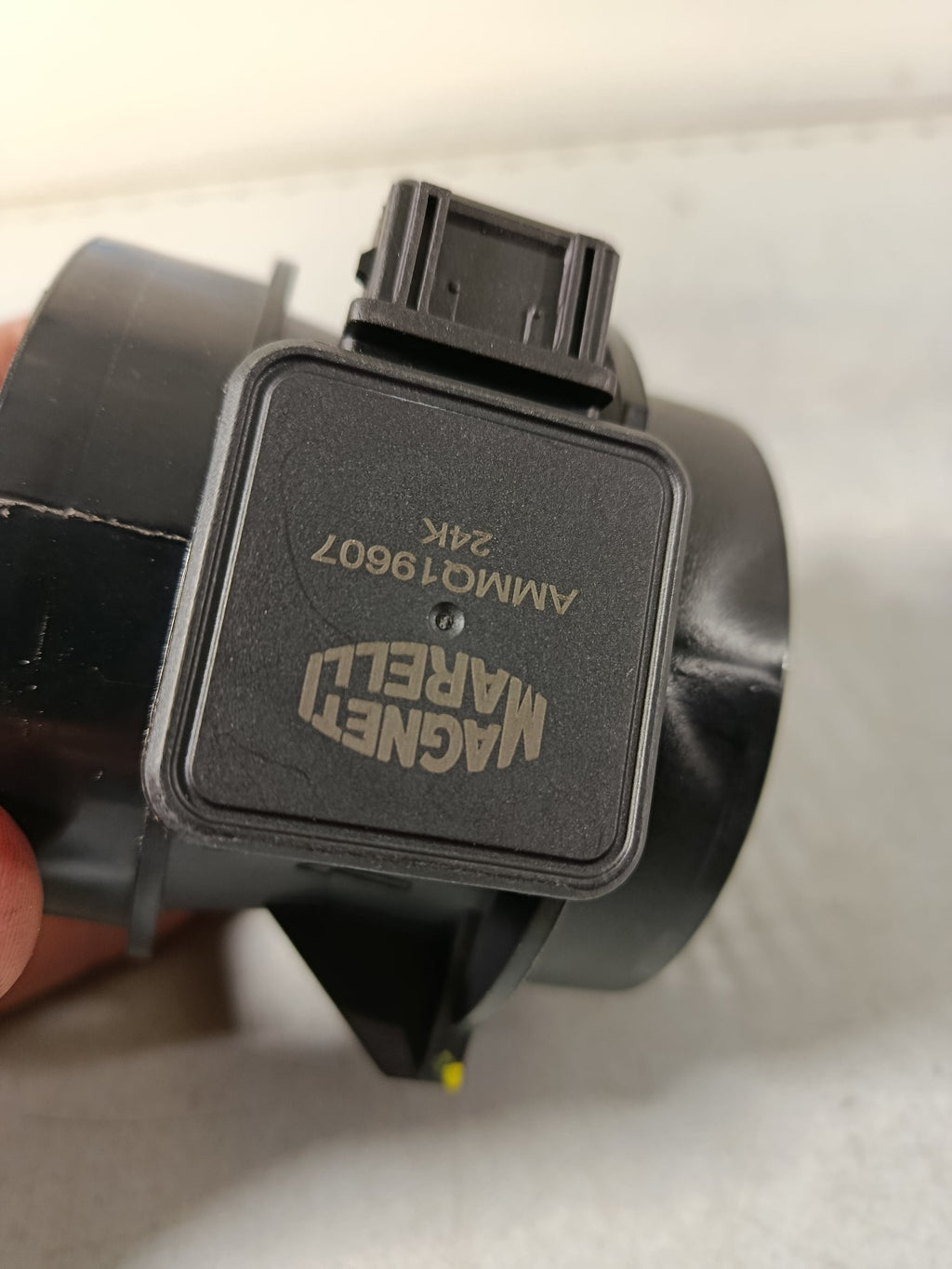 BMW Hot-film air mass meter 13621432356 MAGNETI MARELLI 213719607019