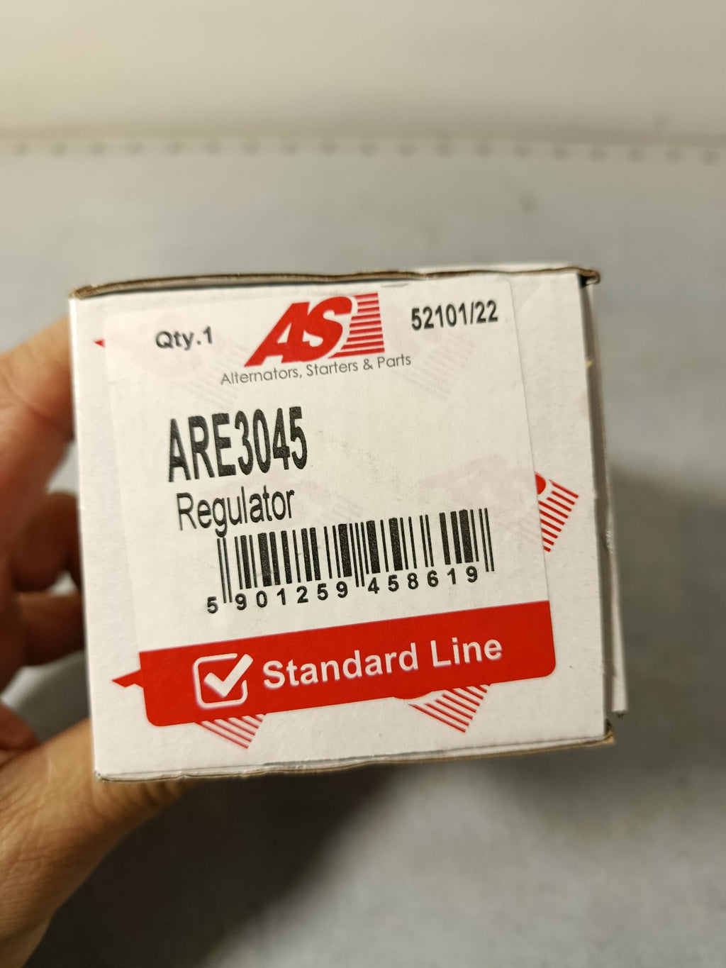Voltage regulator ARE3045 AS-PL