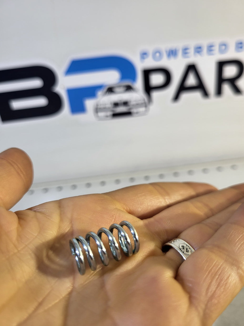 BMW E36 Repair spring for pin guide 1pc for handbrake 34419064274