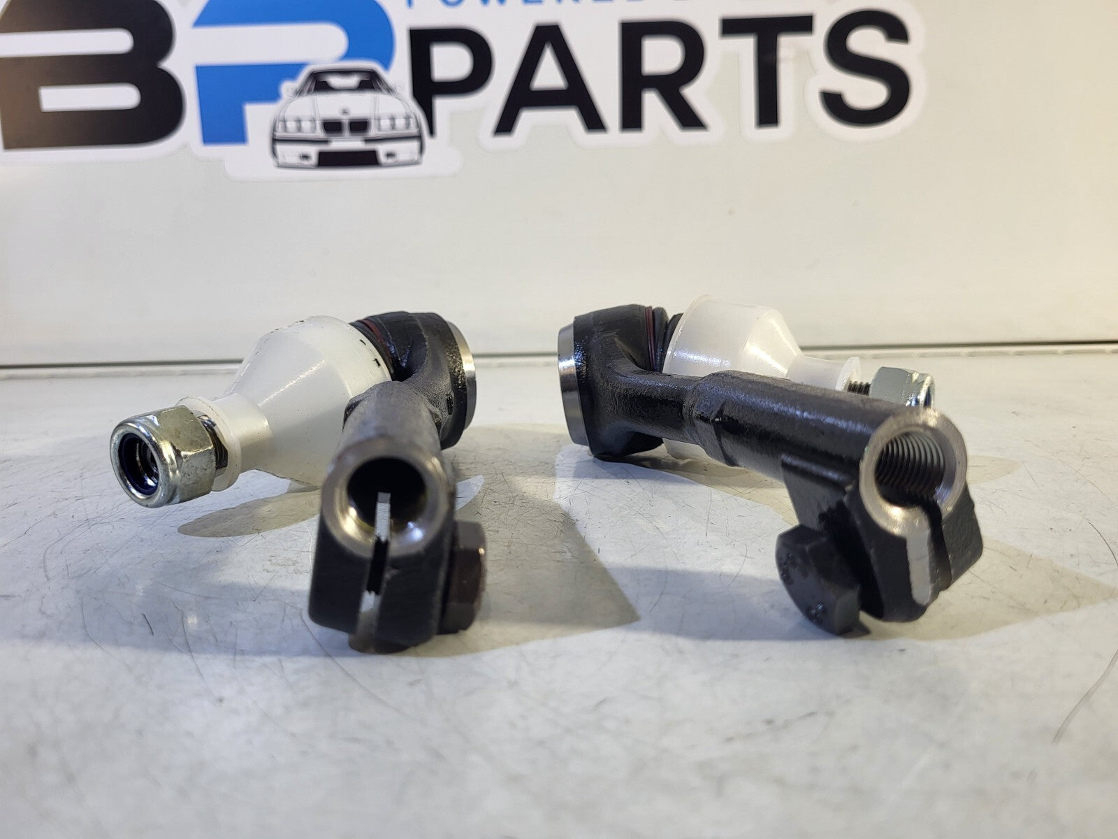Set of 2 BMW 1 series E81 Ball joint, left. right 32106765089 32106765090