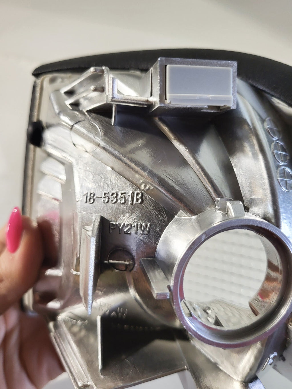 BMW E36 coupe front left, right white turn indicator 82199403093 82199403094