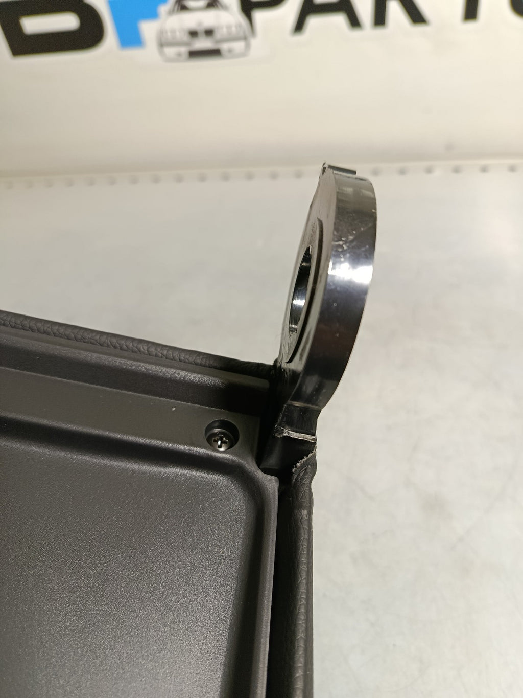 BMW E46 Armrest Upper Leather imination 51168238229