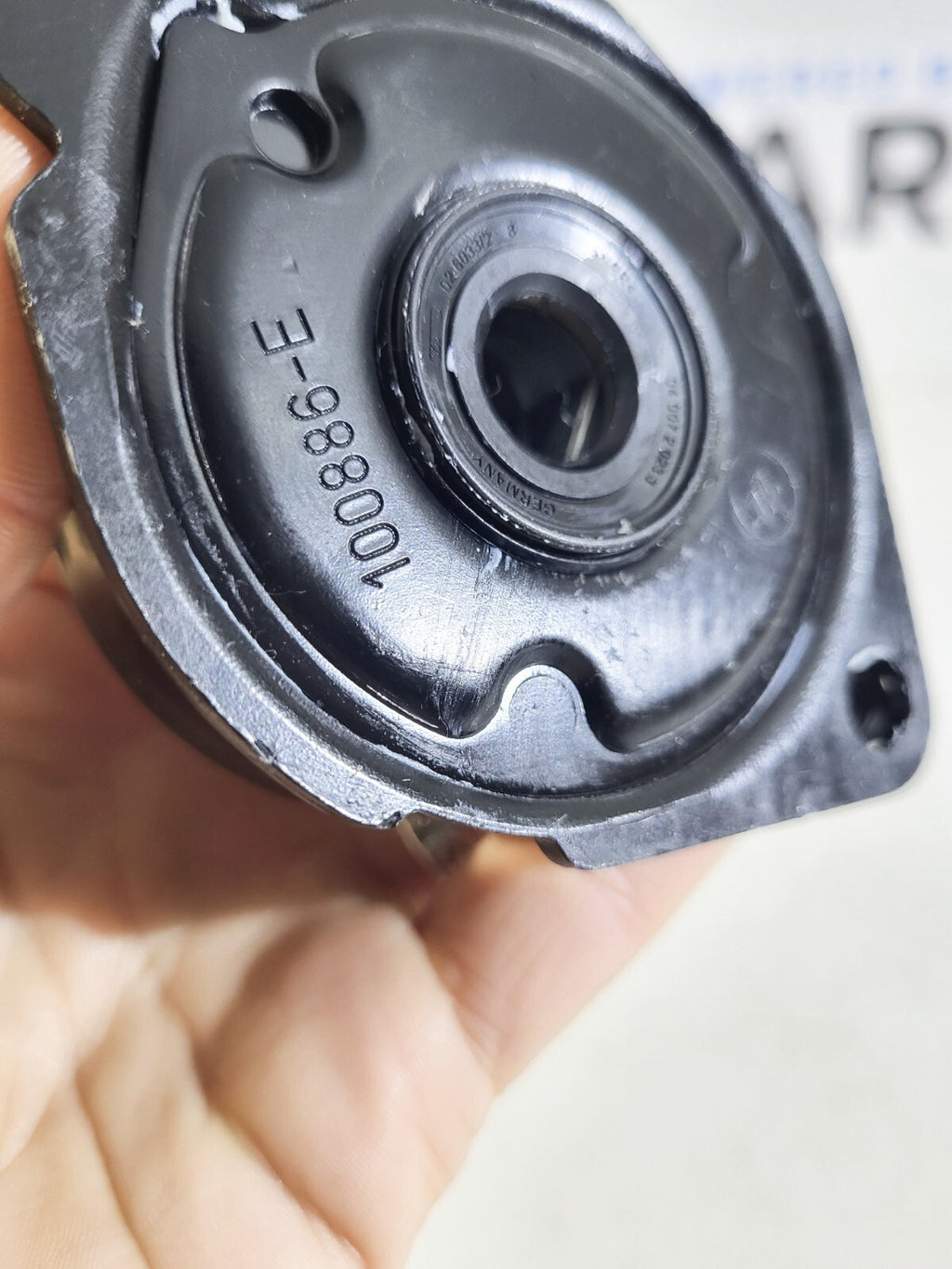BMW E38 E39 E46 X5E53 Belt tensioner 64557786076 534023910