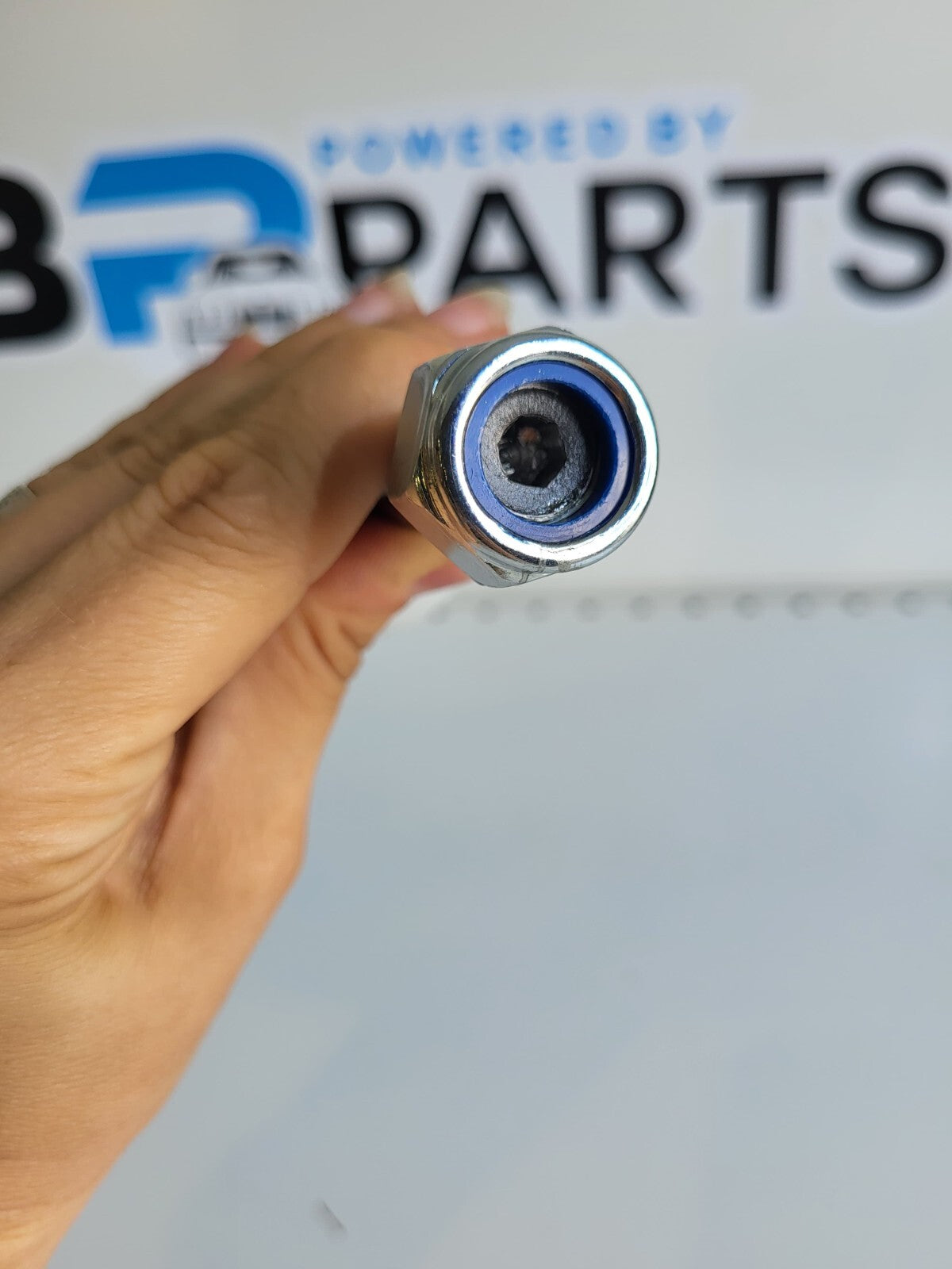 E36 middle ball joint for left and right wishbone 1PC 31126758513, 31126758514