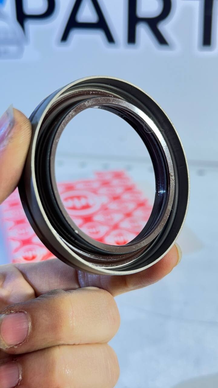 BMW Shaft Seal (Elring) 48X65X10 11141275466