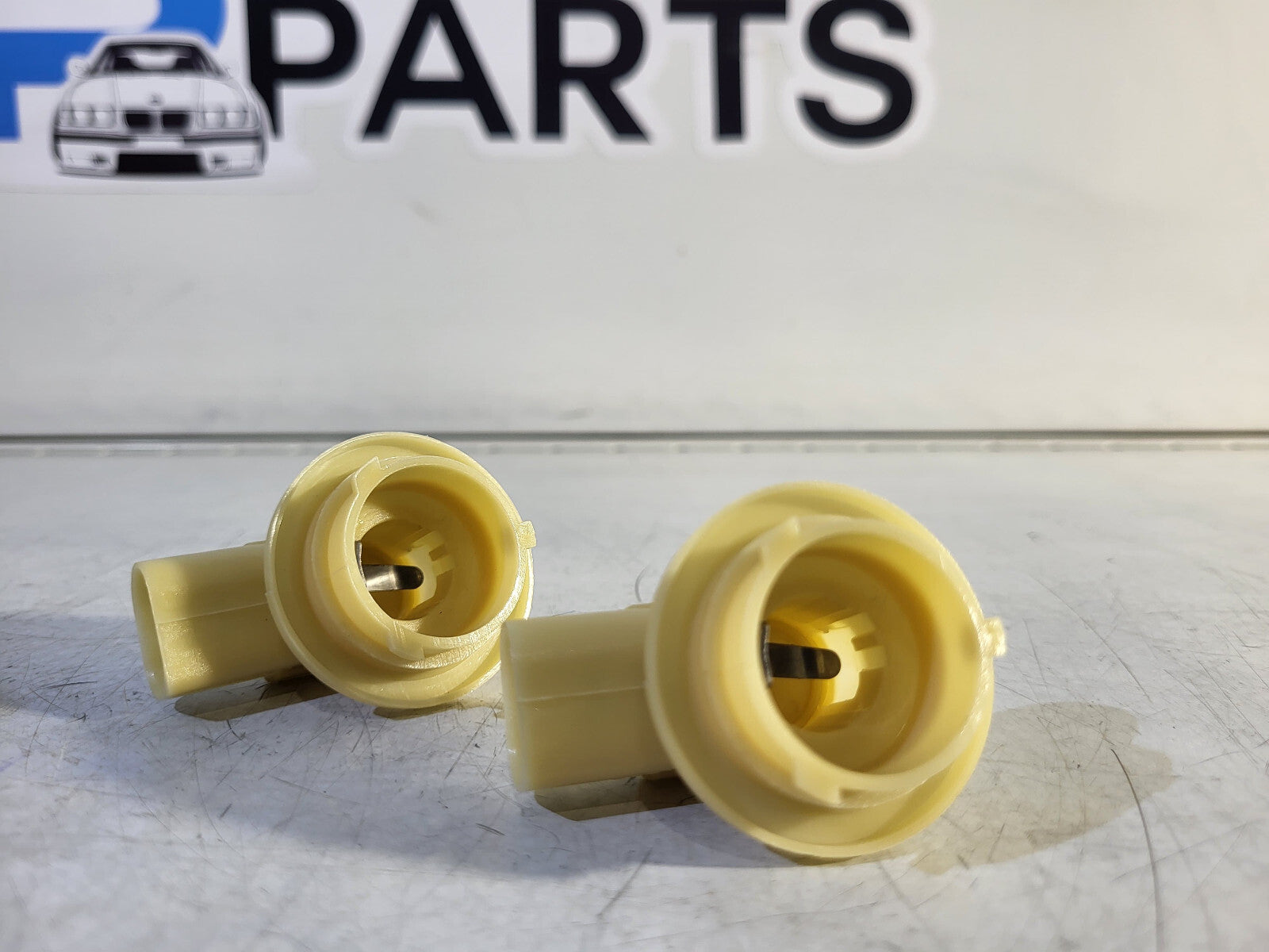 BMW E46 PFL Bulb socket 1pc 63138380211