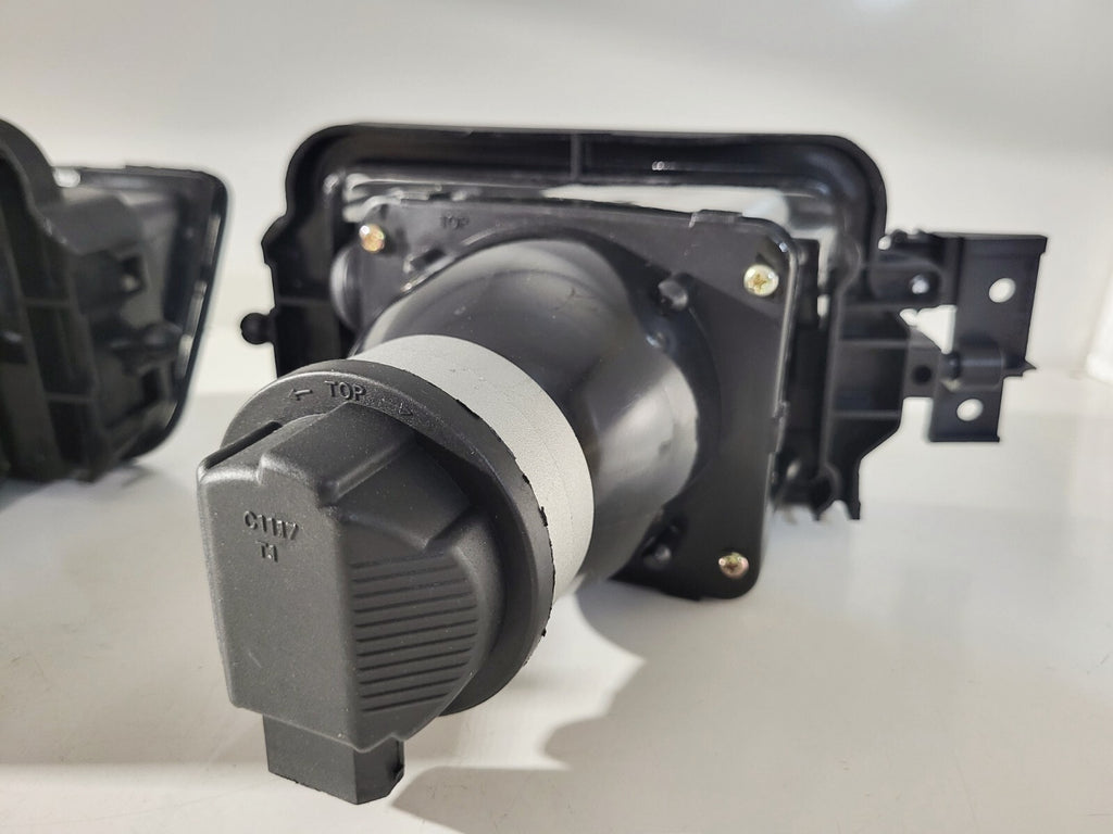 BMW E34 TYG Fog lights set 63178360941 63178360942