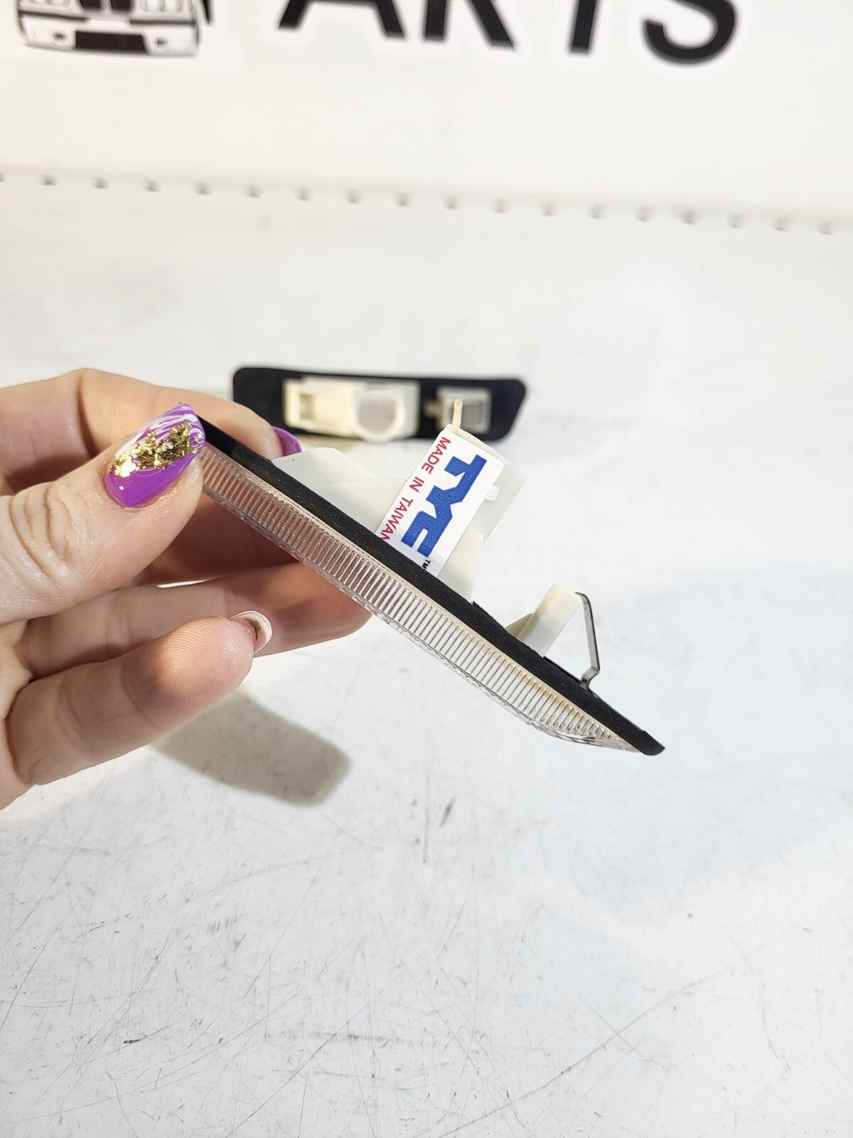 BMW E36 E53 Addit.turn indicator lamp, left/right white 63137164491 63137164492