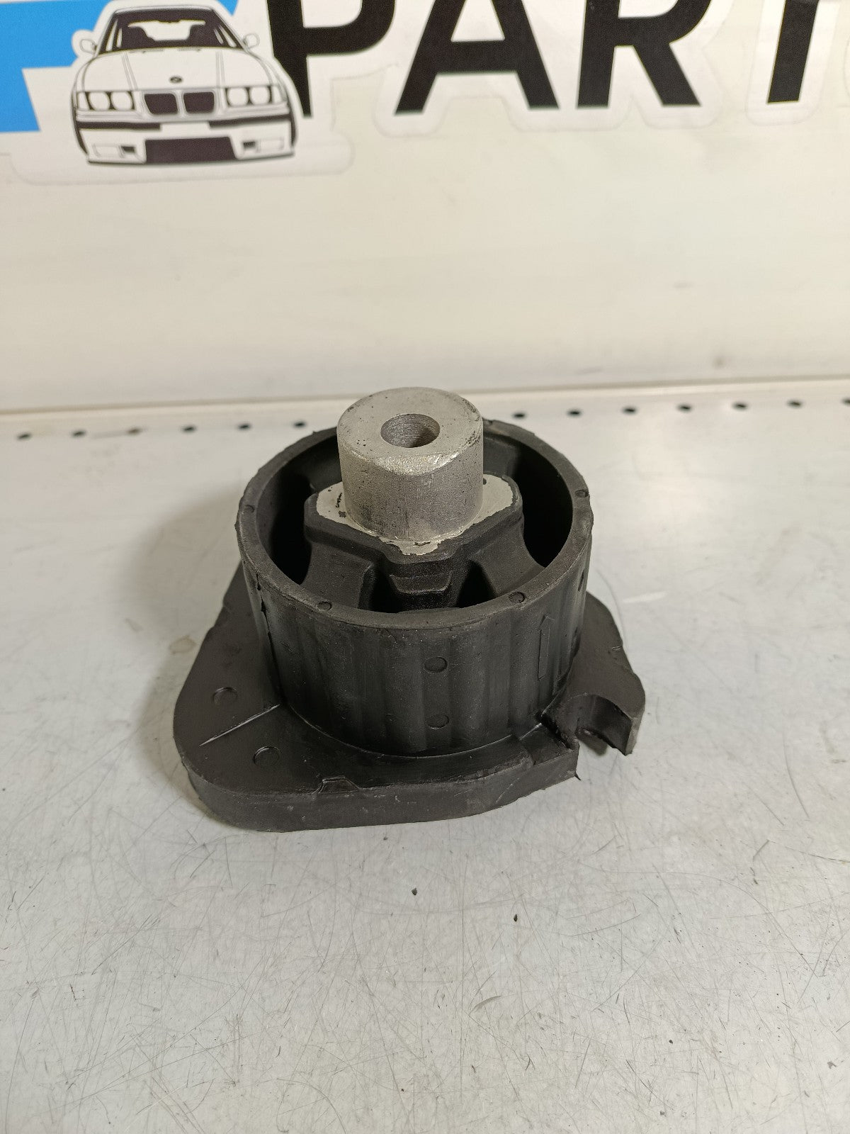 BMW X5 e53 2001 -2003 Vaico V200540 Frame - Transmission Mount, Front