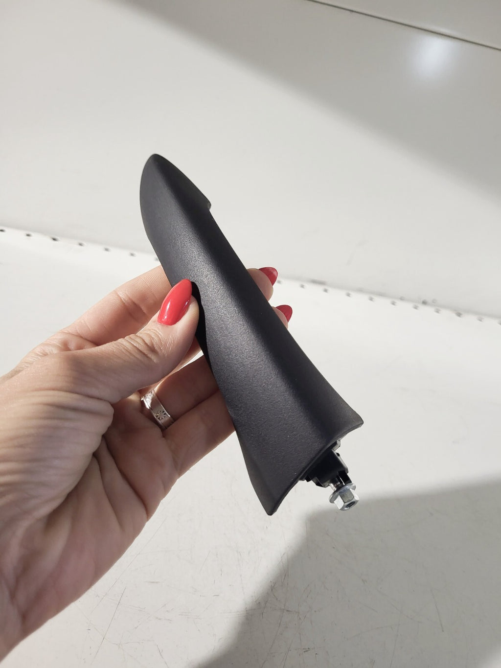 BMW X5 E53 door handle bracket right 51218243618