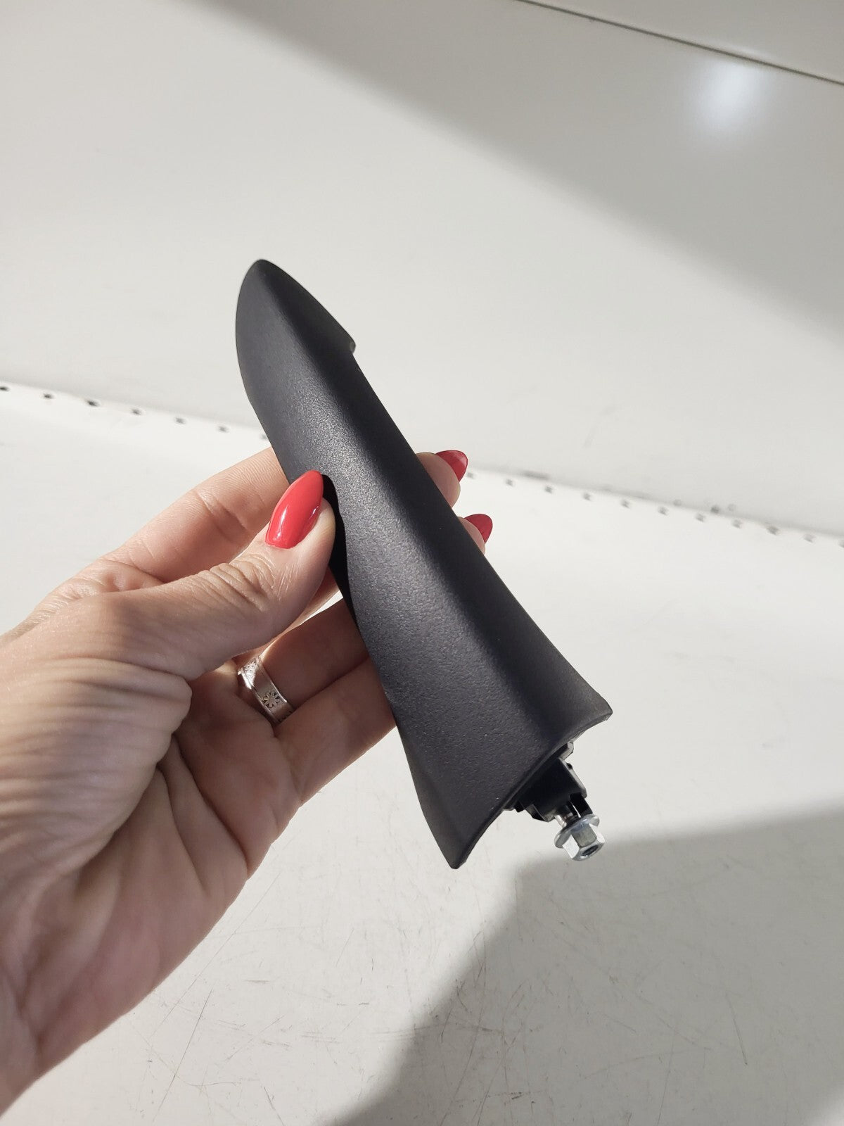 BMW X5 E53 door handle bracket right 51218243618