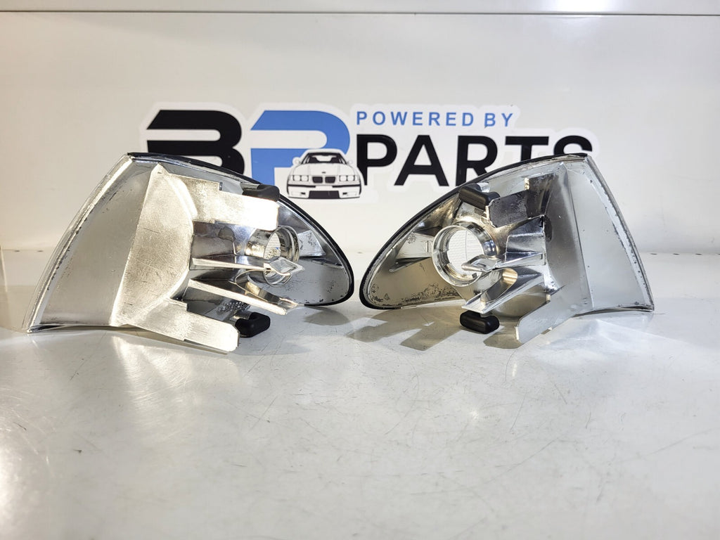 BMW E46 Front white turn indicator left / right 63136902769 63136902770