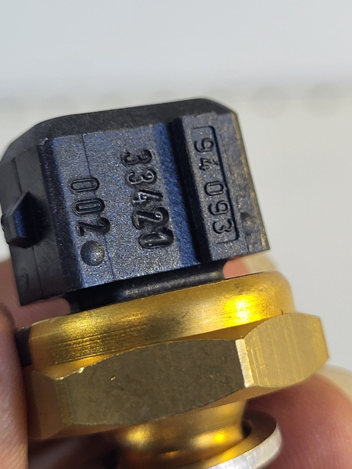 BMW Temperature sensor coolant / oil 13621433076