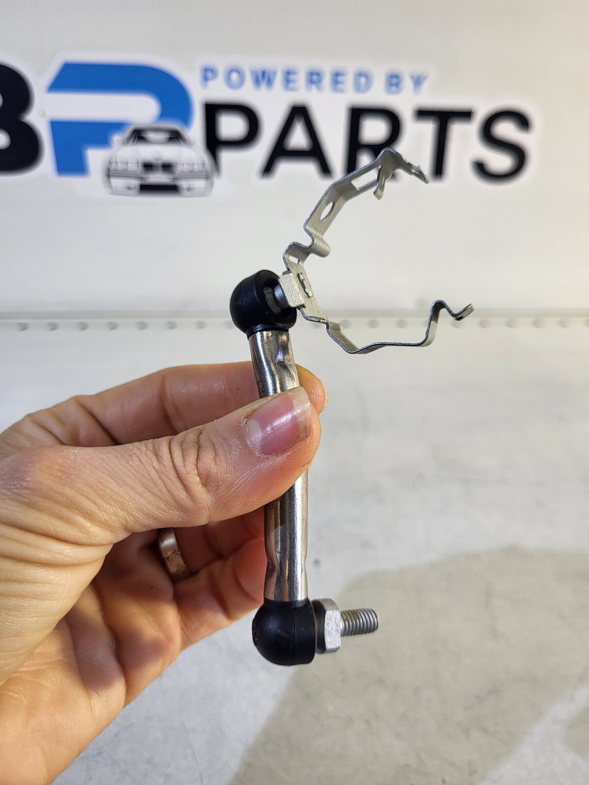 BMW Regulating rod 37146763733 E90 E87