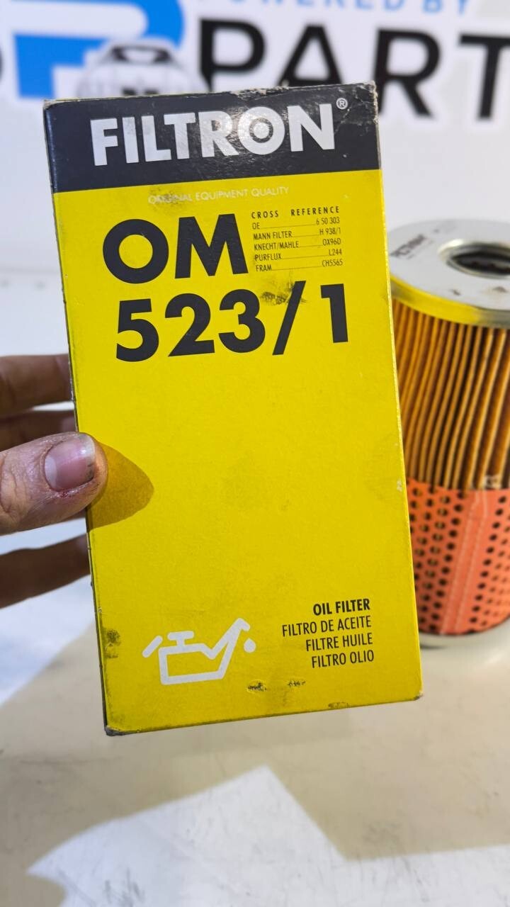 BMW E36, E34 Oil Filter 11422246395 11422244332 OM523/1 (FILTRON)