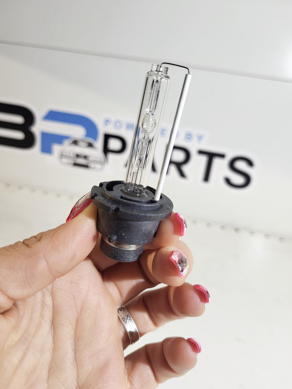 BMW E46 E60 E61 Bulb Xenon light D2S 6000K 1 psc 07119904790