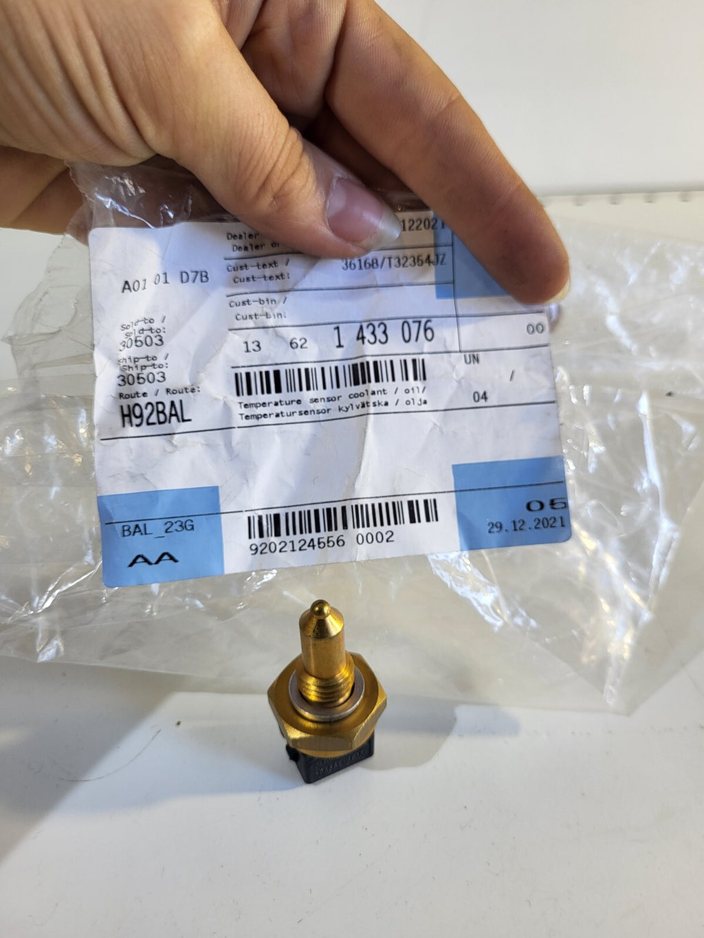 BMW Temperature sensor coolant / oil 13621433076