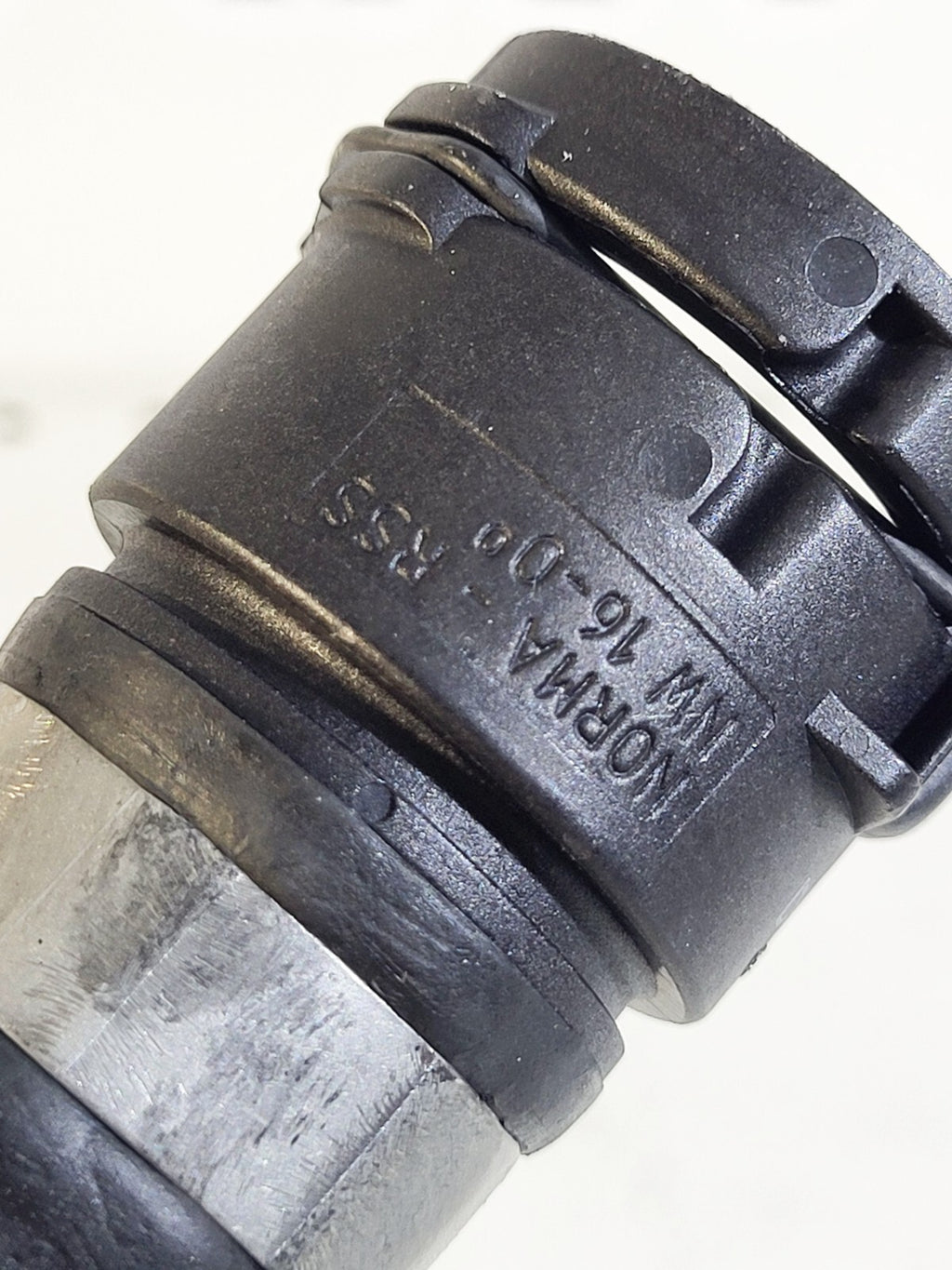 BMW E38 730d M57 Water hose 11532247817