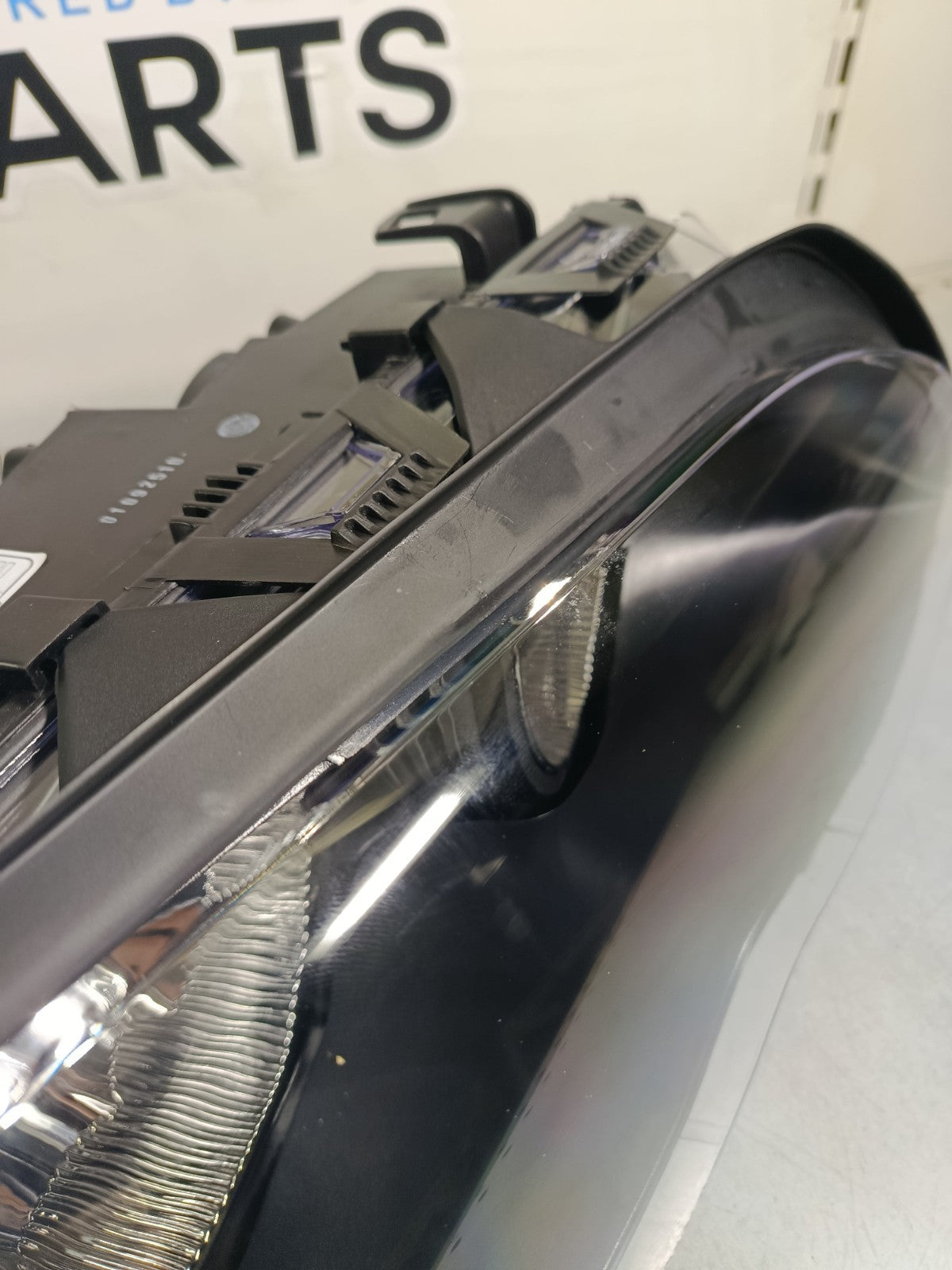 BMW E46 Facelift Headlight Right (TYC) 63127165770 63127165782