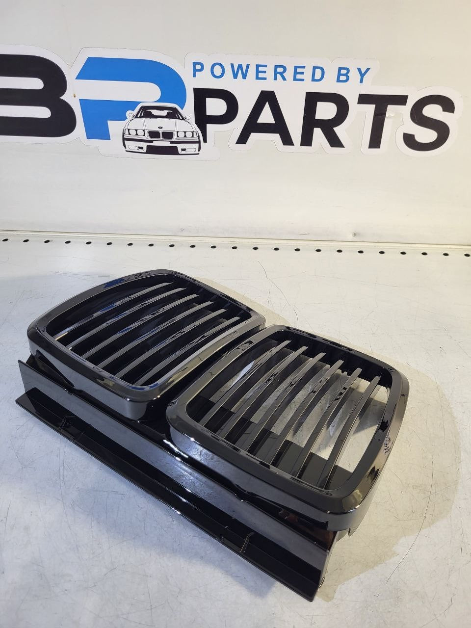BMW E30 Kidney Set High-Gloss Black NS30KH 51131884350