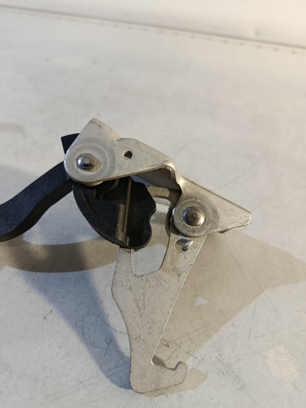 BMW Genuine E53 X5 Hood Safety Catch With Hood Release Handle 2000-2002 NEW