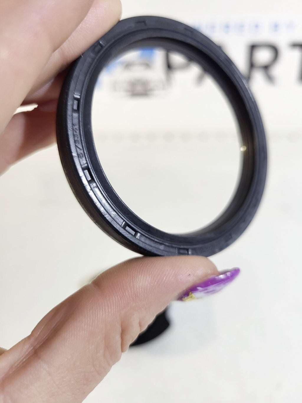 BMW E87 E46 E90 E39 E60 E38 Shaft seal 11142249534 301890